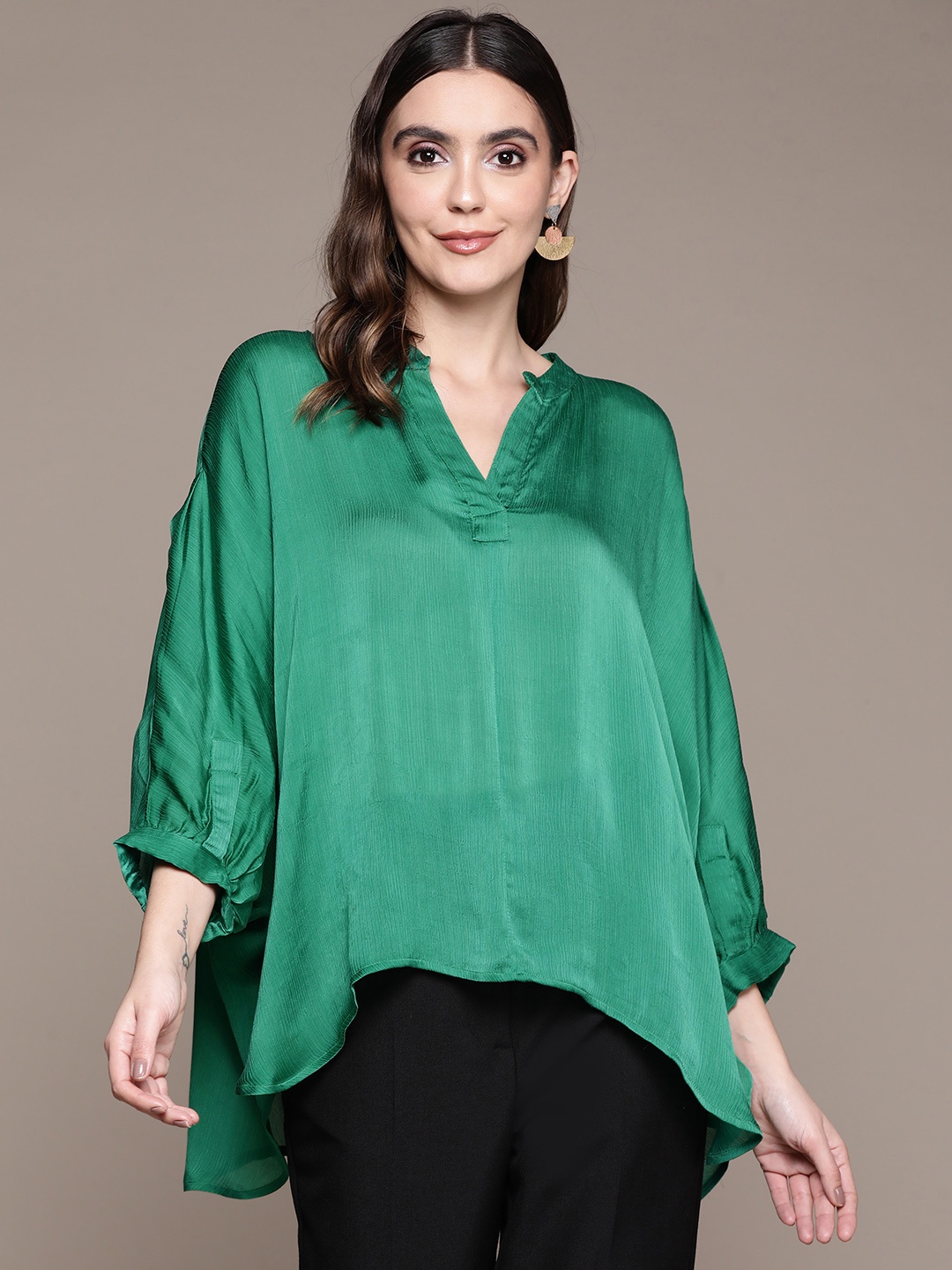 

Ritu Kumar V-Neck Kurti with Drop-Shoulder Sleeves, Green