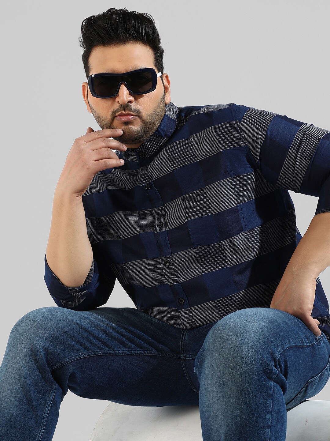 

Instafab Plus Size Men Checked Casual Cotton Shirt, Navy blue