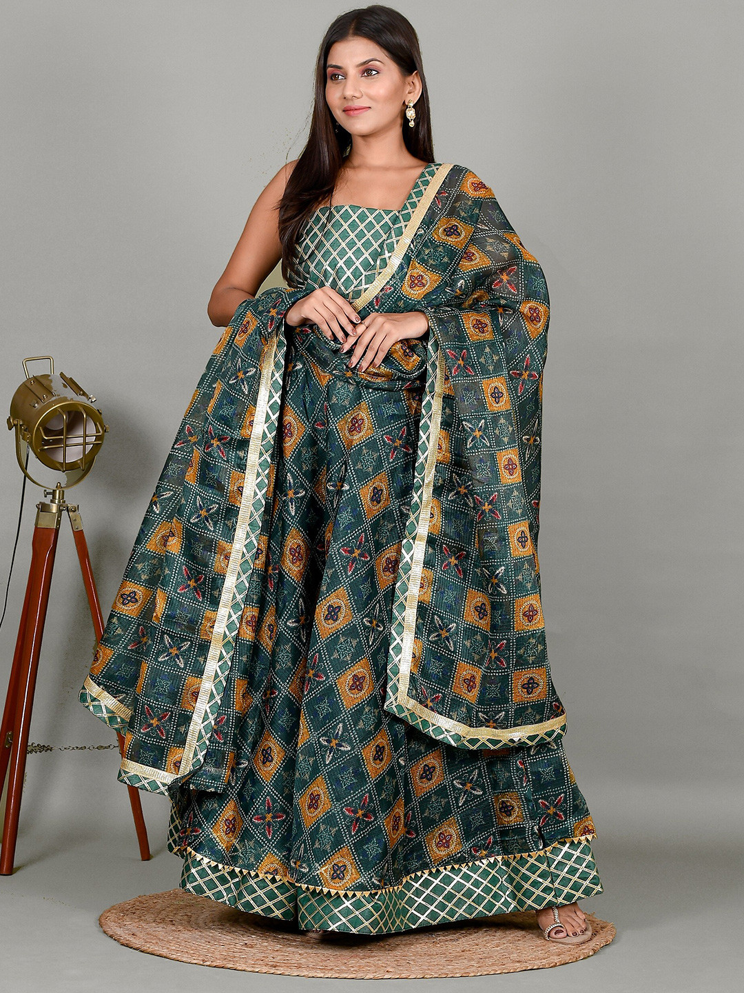 

Kesarya Embellished Semi-Stitched Lehenga & Unstitched Blouse With Dupatta, Green