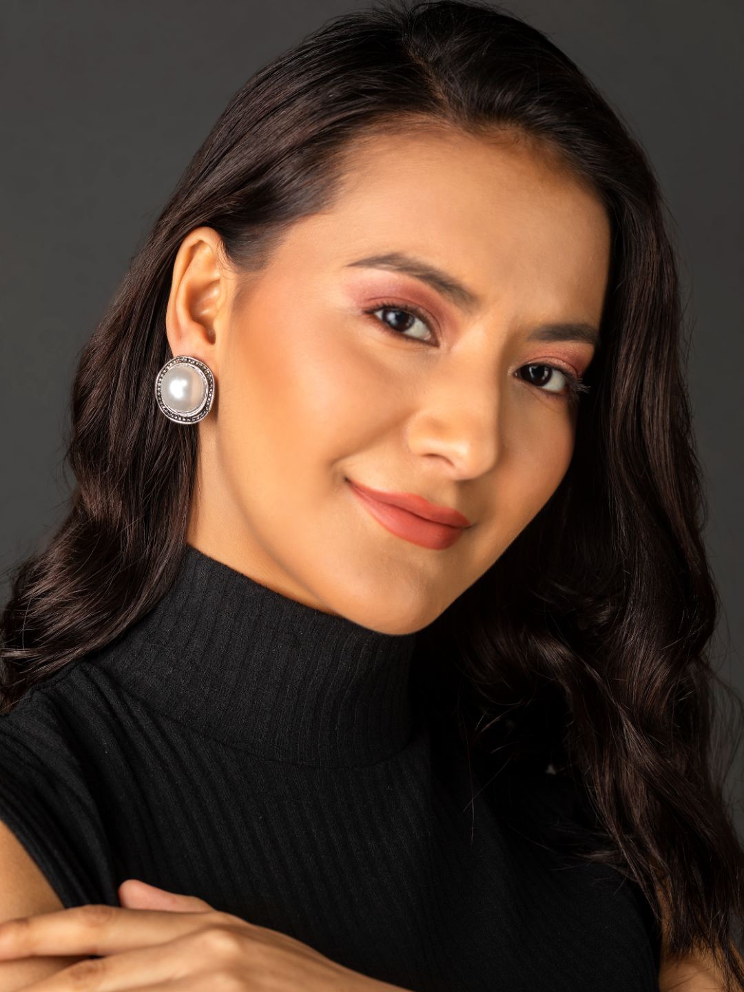 

PRITA Silver-Plated Contemporary Studs Earrings
