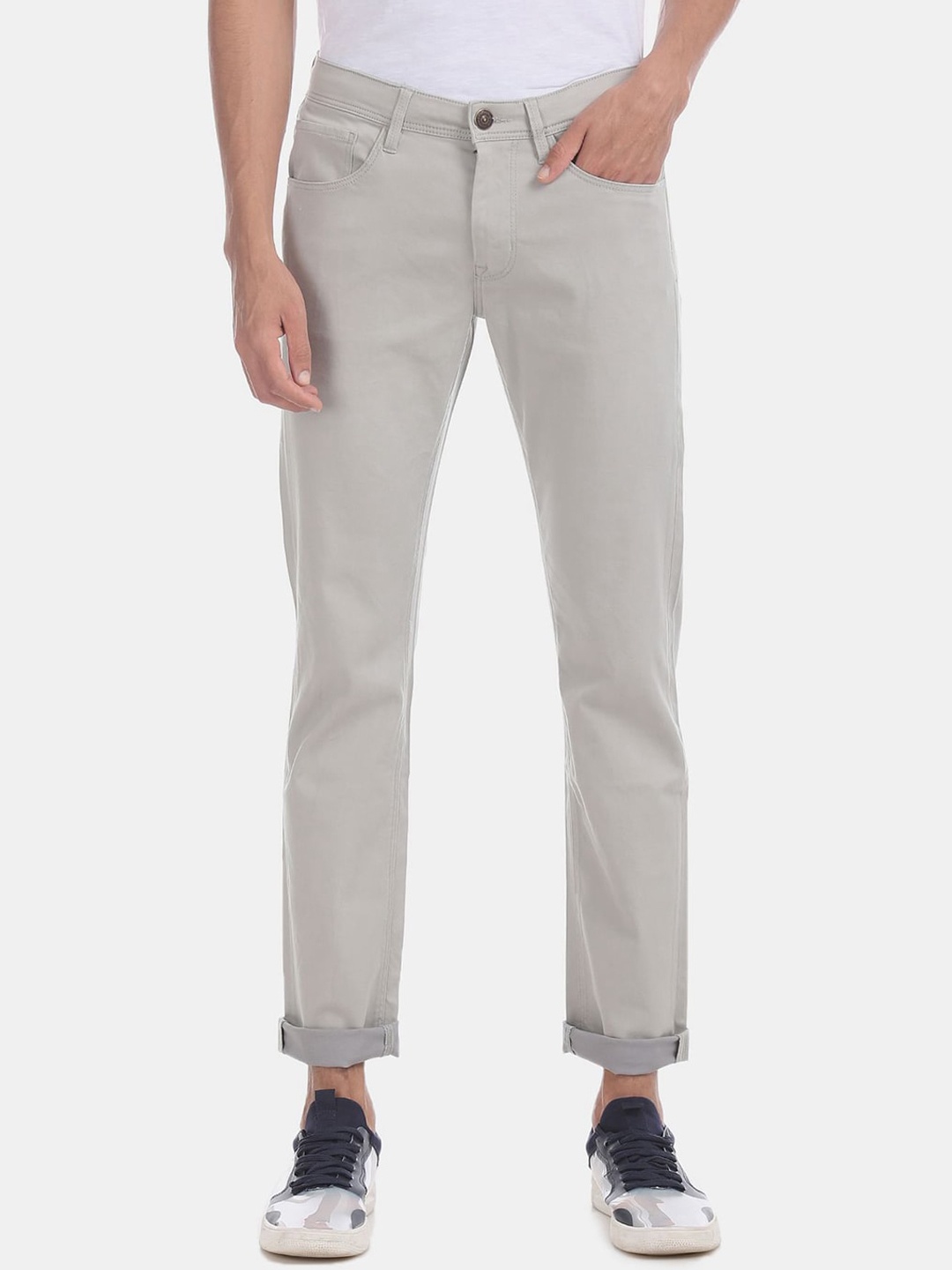 

V-Mart Men Classic Mid-Rise Cotton Jeans, Grey