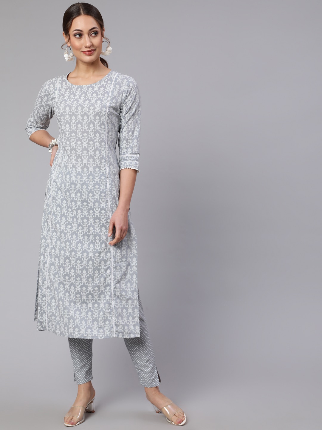 

Nayo Women Ethnic Motifs Printed Pure Cotton Kurta with Trousers, Grey