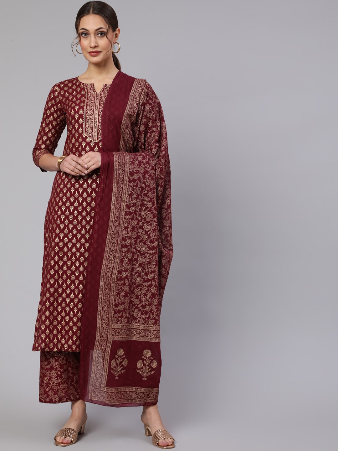 

Nayo Ethnic Motifs Printed Gotta Patti Pure Cotton Kurta with Palazzos & With Dupatta, Burgundy