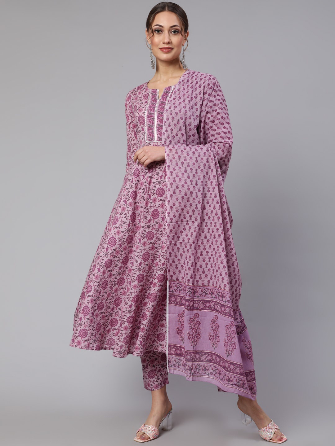 

Nayo Women Floral Printed Empire Pure Cotton Kurta with Trousers & Dupatta, Lavender