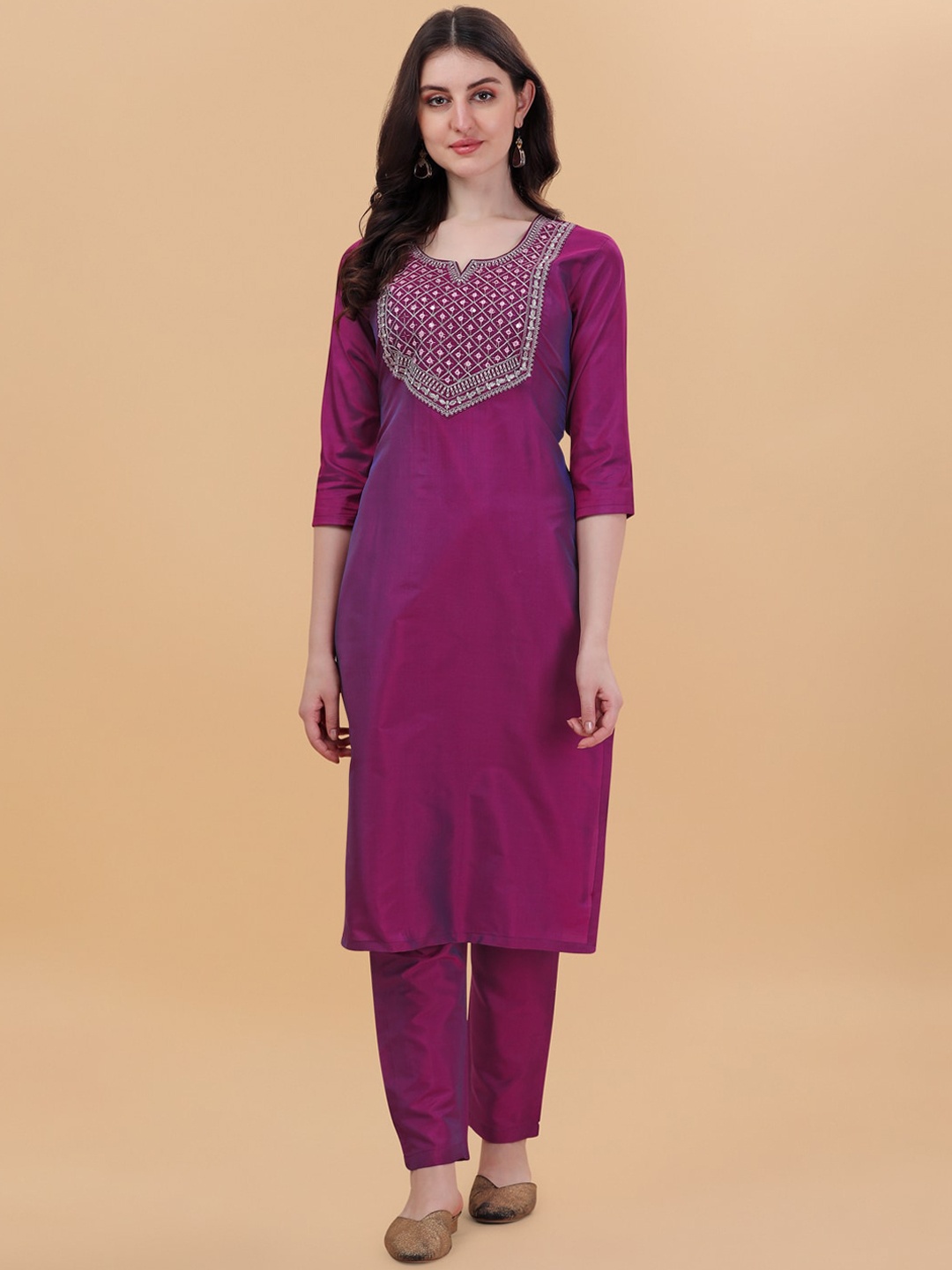 

PMD Fashion Women Plus Size Embroidered Sequinned Kurta with Trousers, Purple