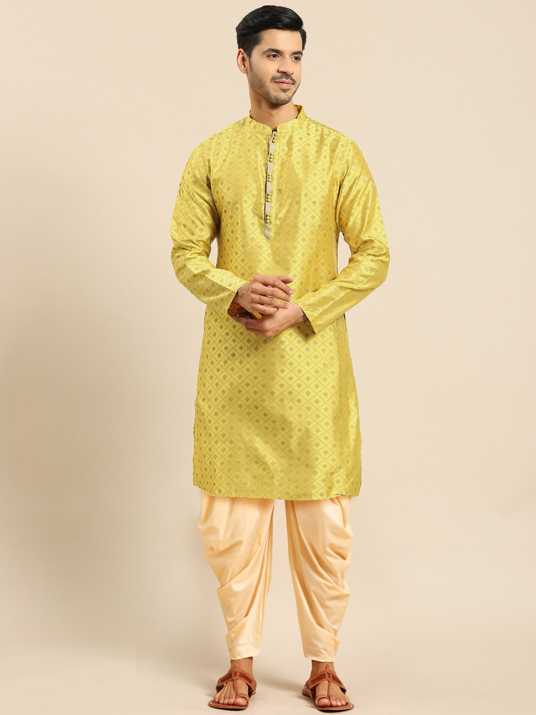 

Amodh by Kisah Men Woven Design Cotton Kurta, Yellow
