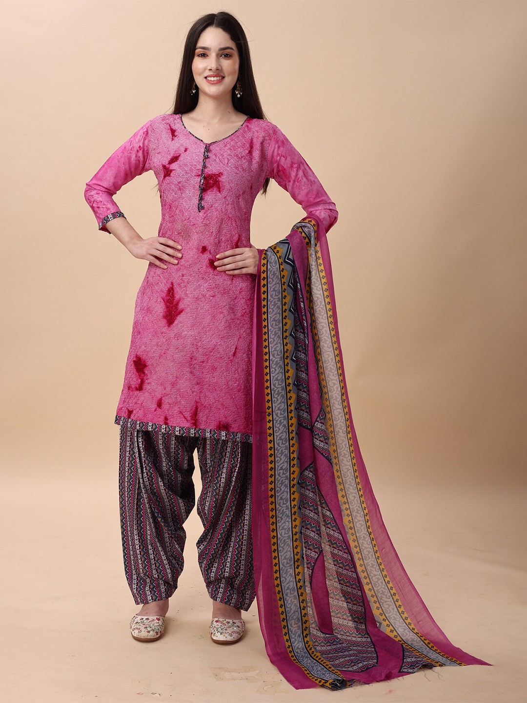

Rajnandini Abstract Printed Pure Cotton Unstitched Dress Material, Pink