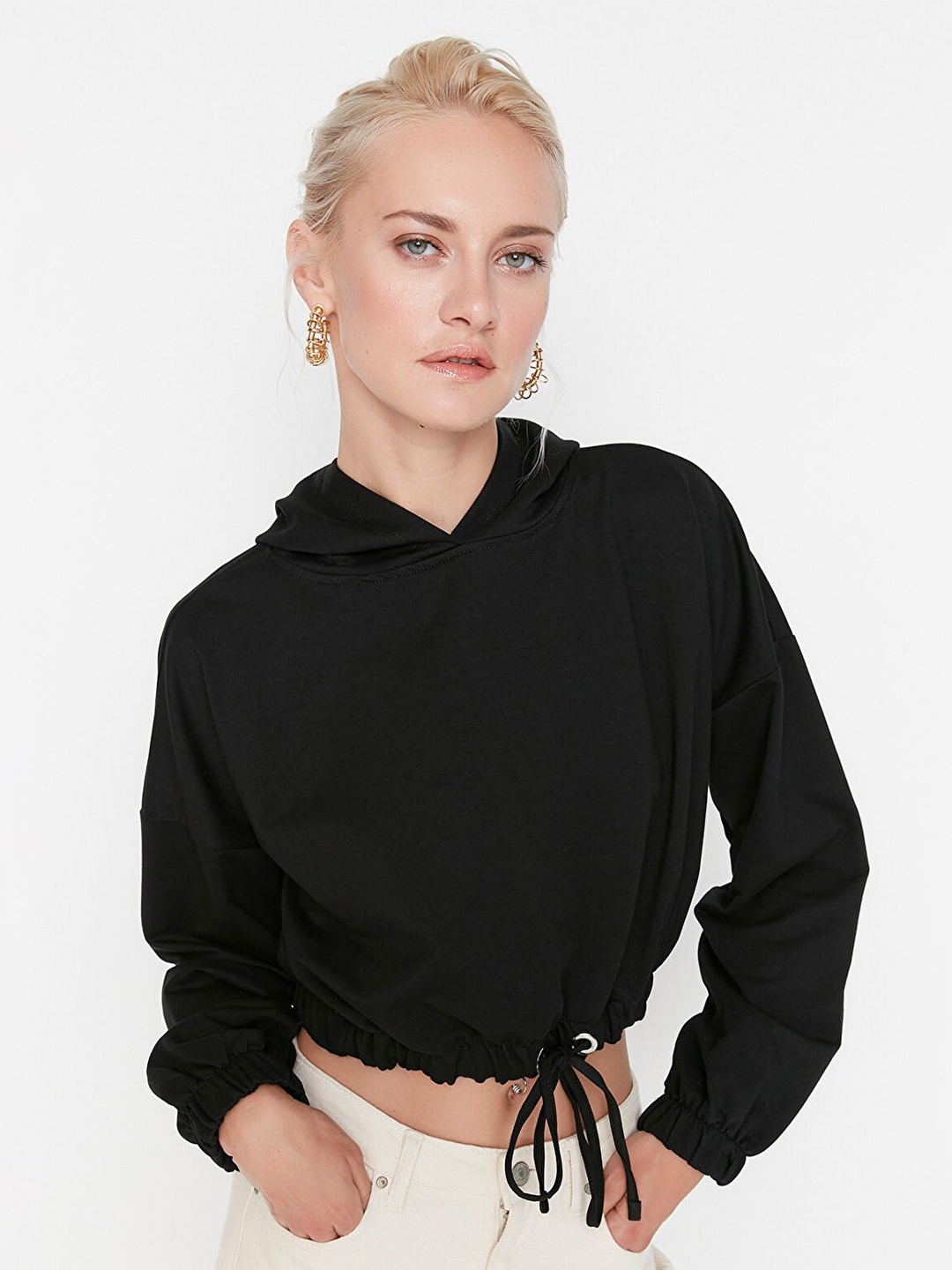

Trendyol Women Hooded Sweatshirt, Black