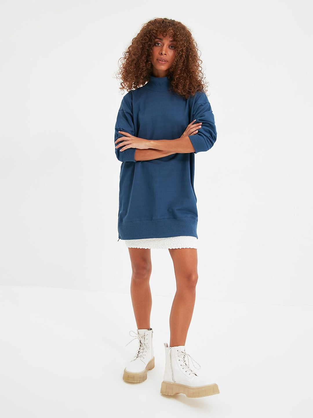 

Trendyol Women Longline Pullover Sweatshirt, Teal