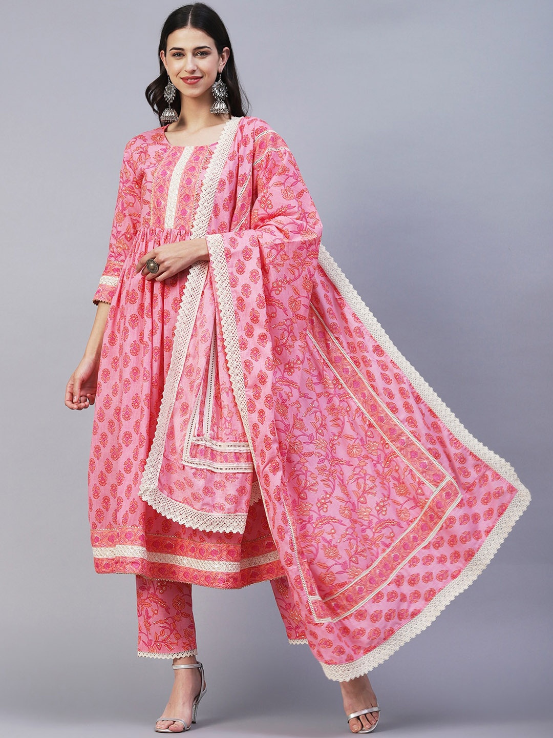 

FASHOR Women Floral Printed Pure Cotton Kurta with Trousers & With Dupatta, Pink