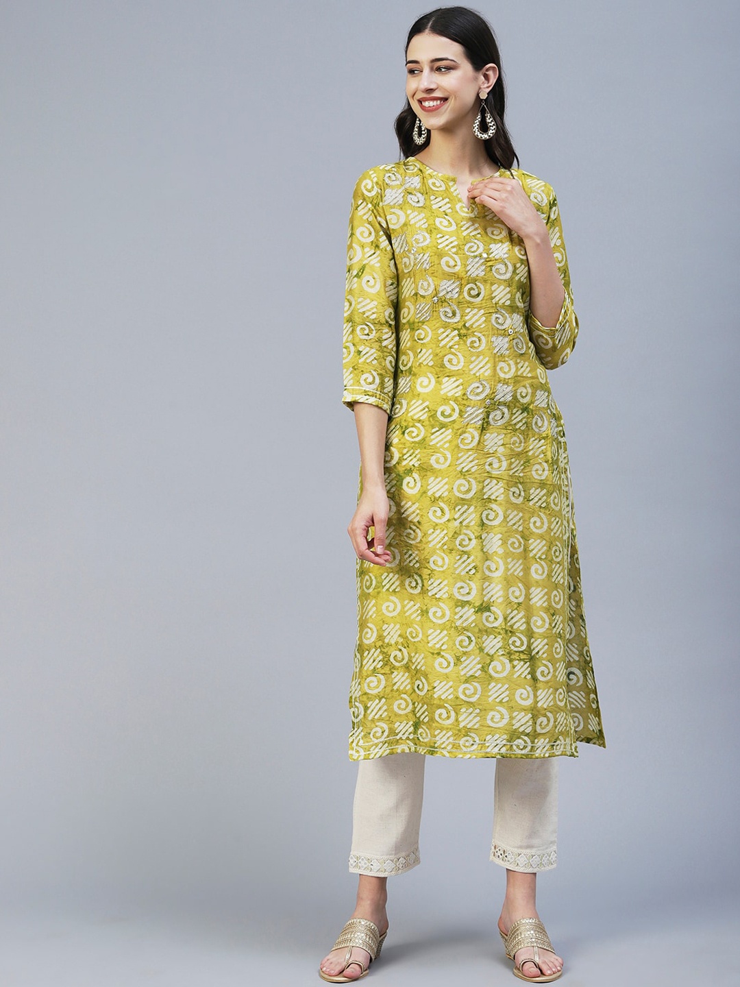 

FASHOR Women Abstract Printed Batic Notched Neck Kurta, Lime green