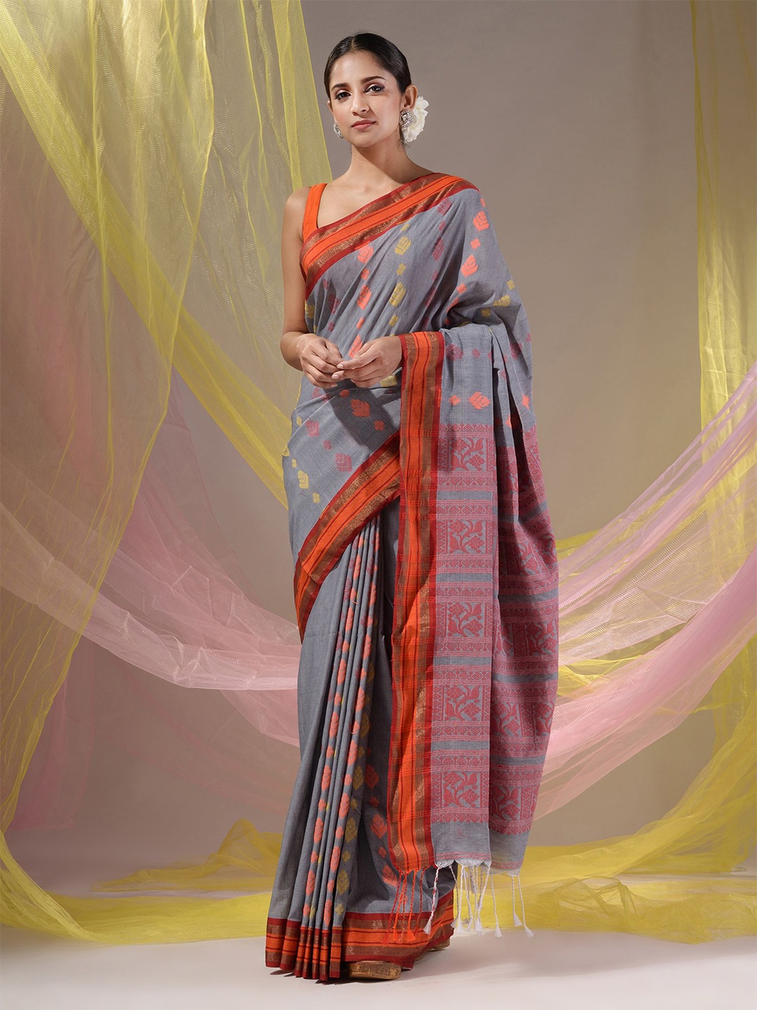 

Charukriti Woven Design Matka Soft Saree, Grey