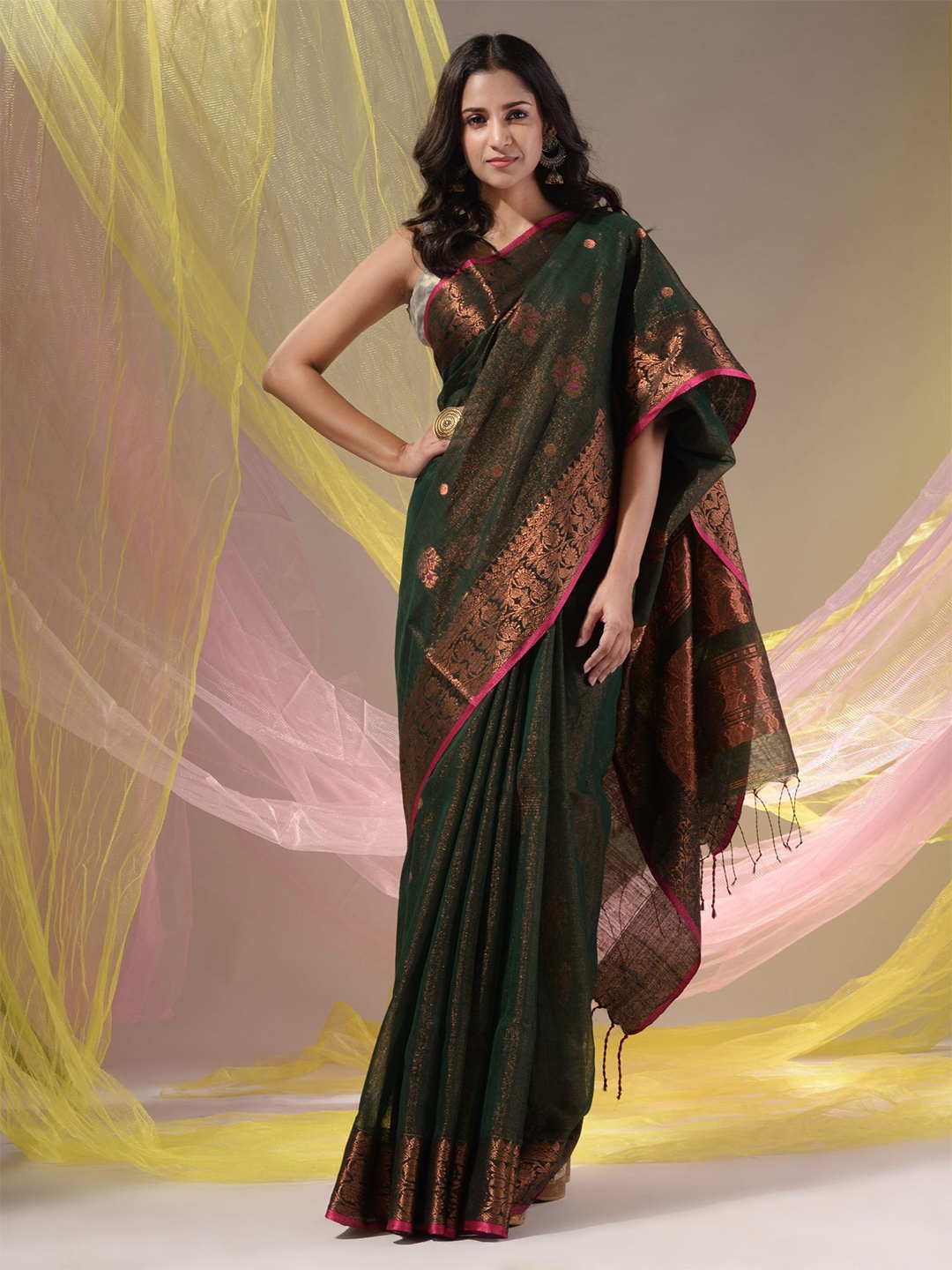 

Charukriti Woven Design Zari Saree, Green