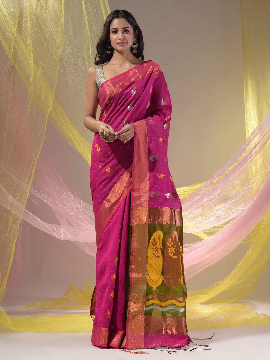 Charukriti Woven Design Zari Saree, Magenta