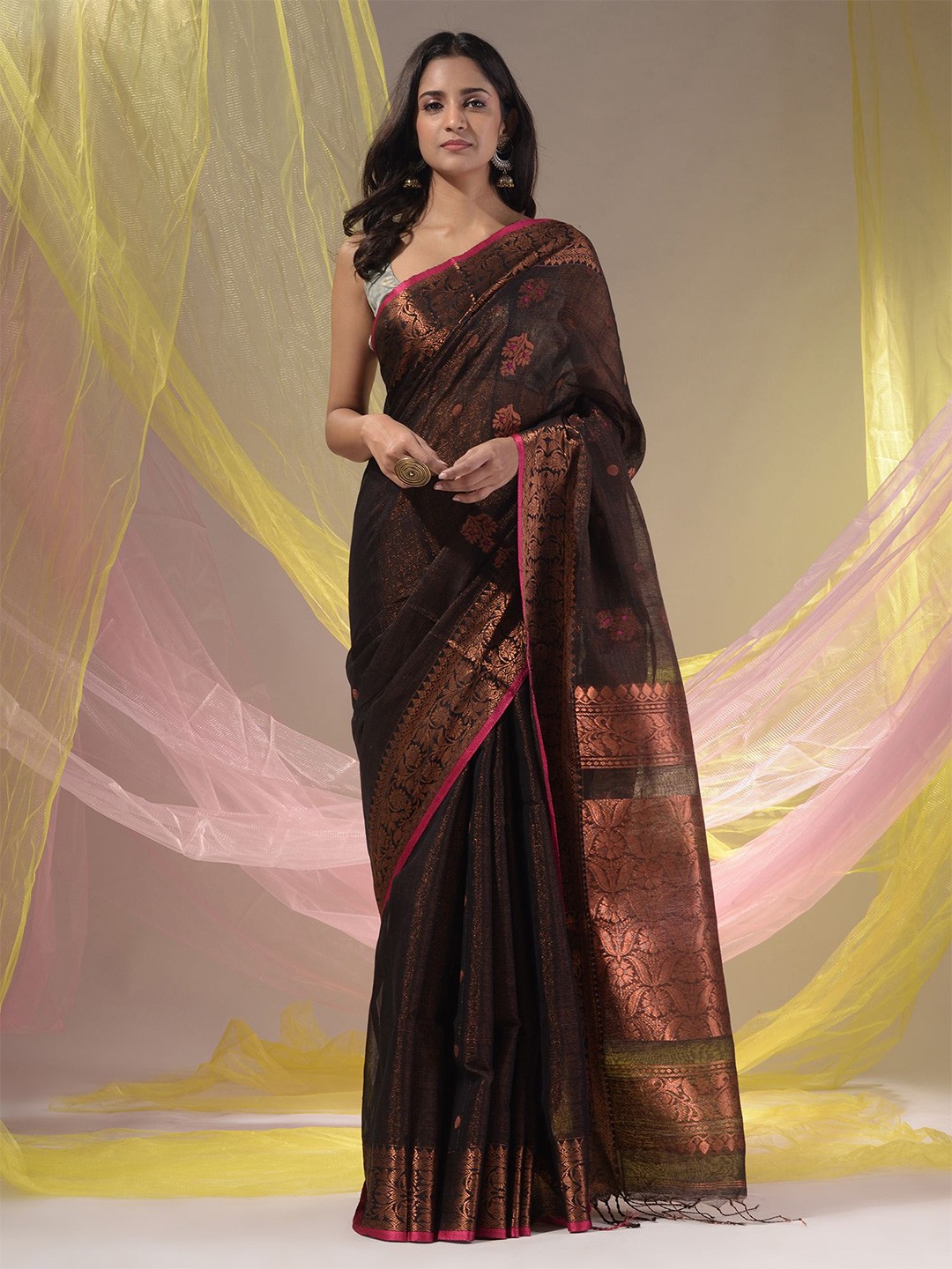 

Charukriti Woven Design Zari Saree, Black