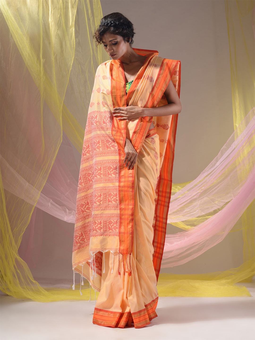 

Charukriti Woven Design Zari Silk Blend Saree, Cream