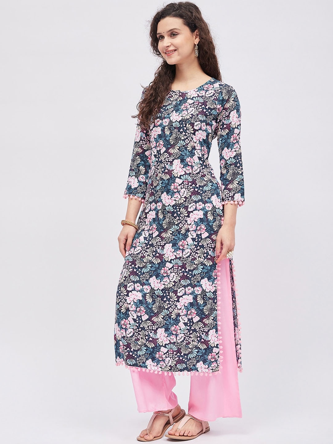 

Tissu Floral Printed Kurta with Palazzos Set, Blue