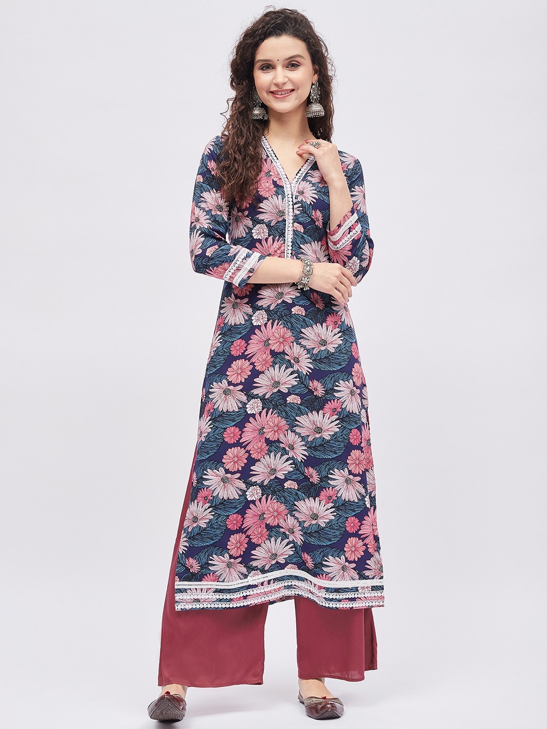 

Tissu Floral Printed V-Neck Straight Kurta with Palazzos, Navy blue