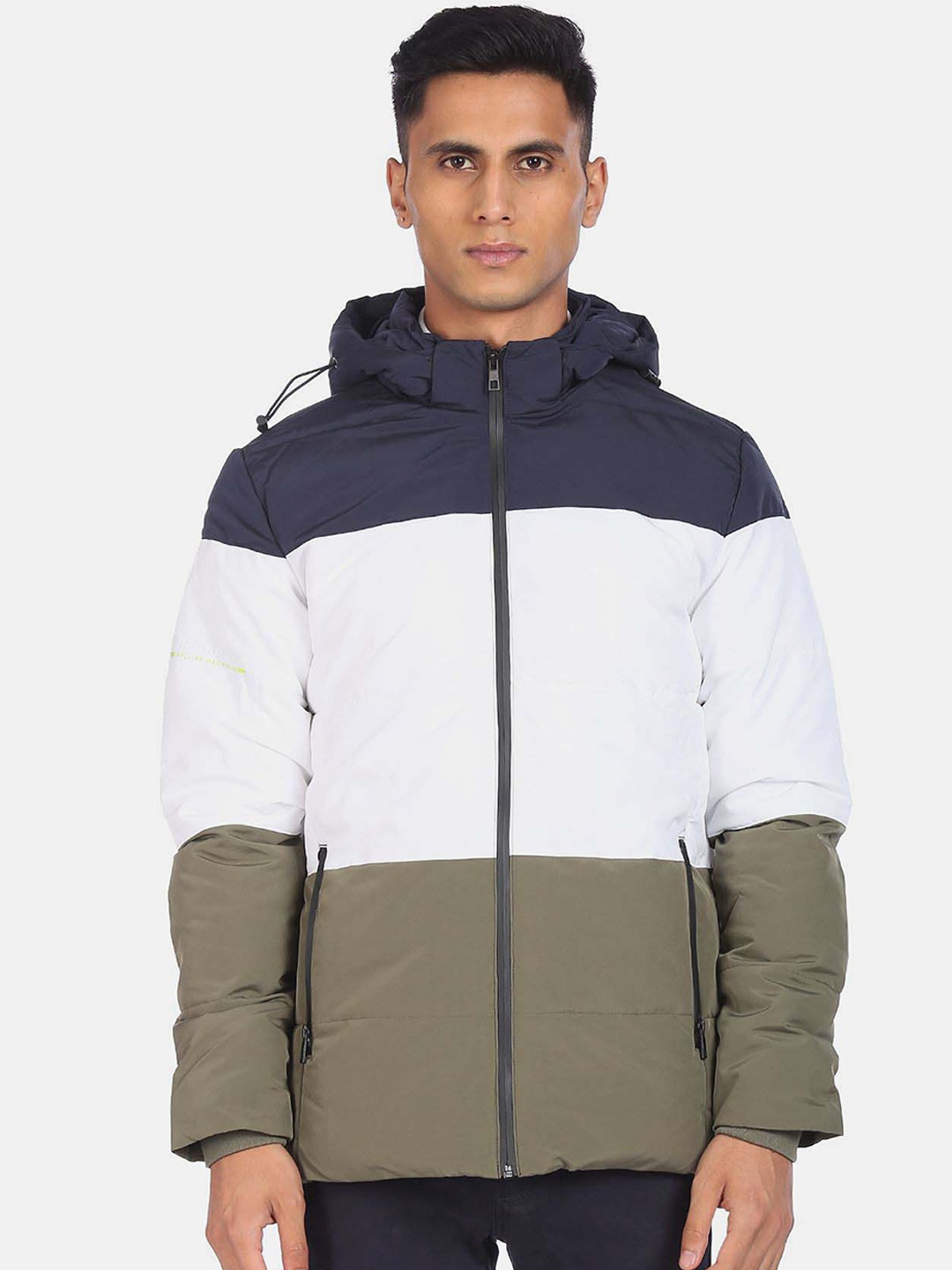

Flying Machine Men Colourblocked Hooded Puffer Jacket, Navy blue