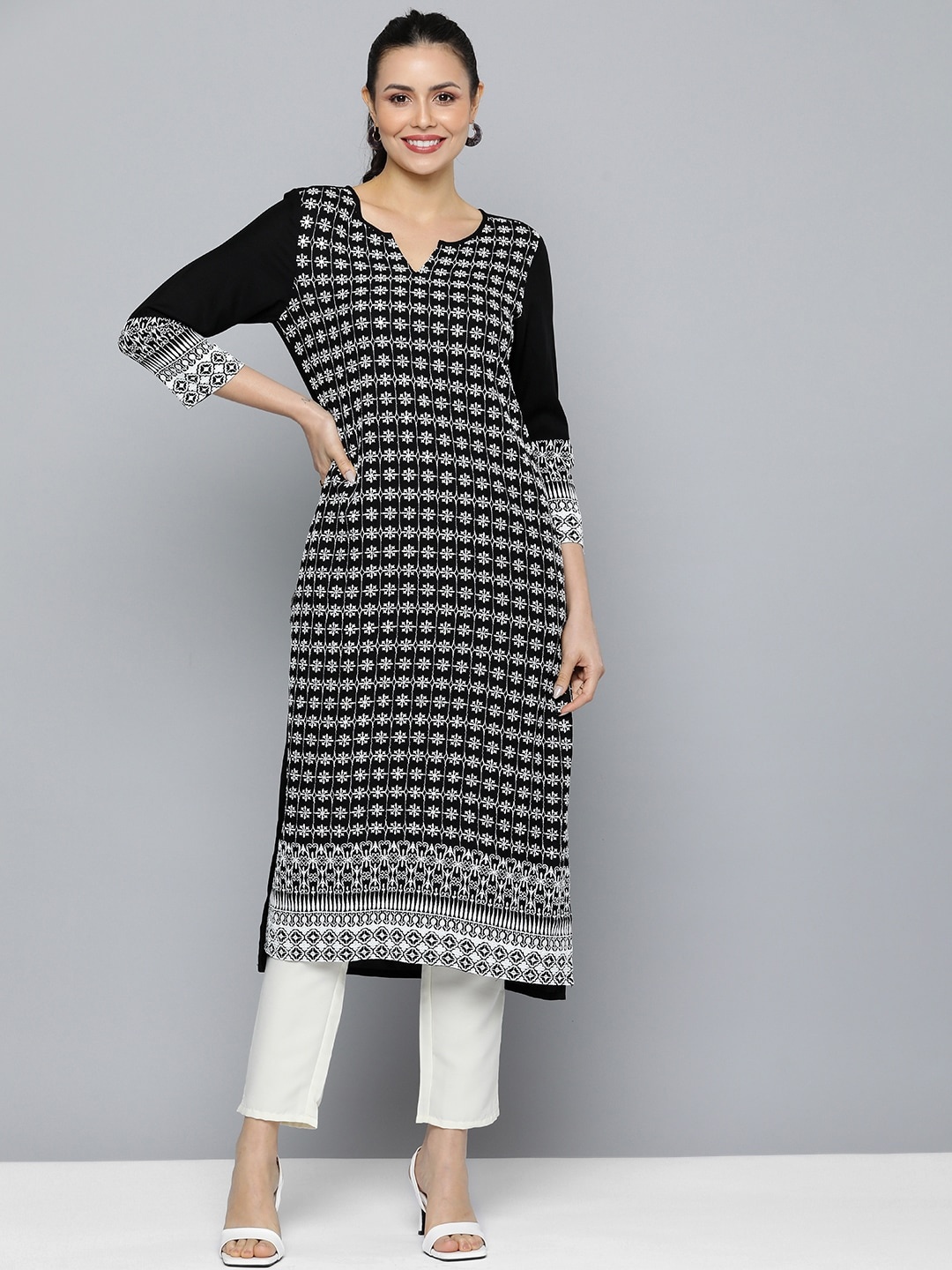 

HERE&NOW Women Ethnic Motifs Embroidered Sequined Kurta, Black