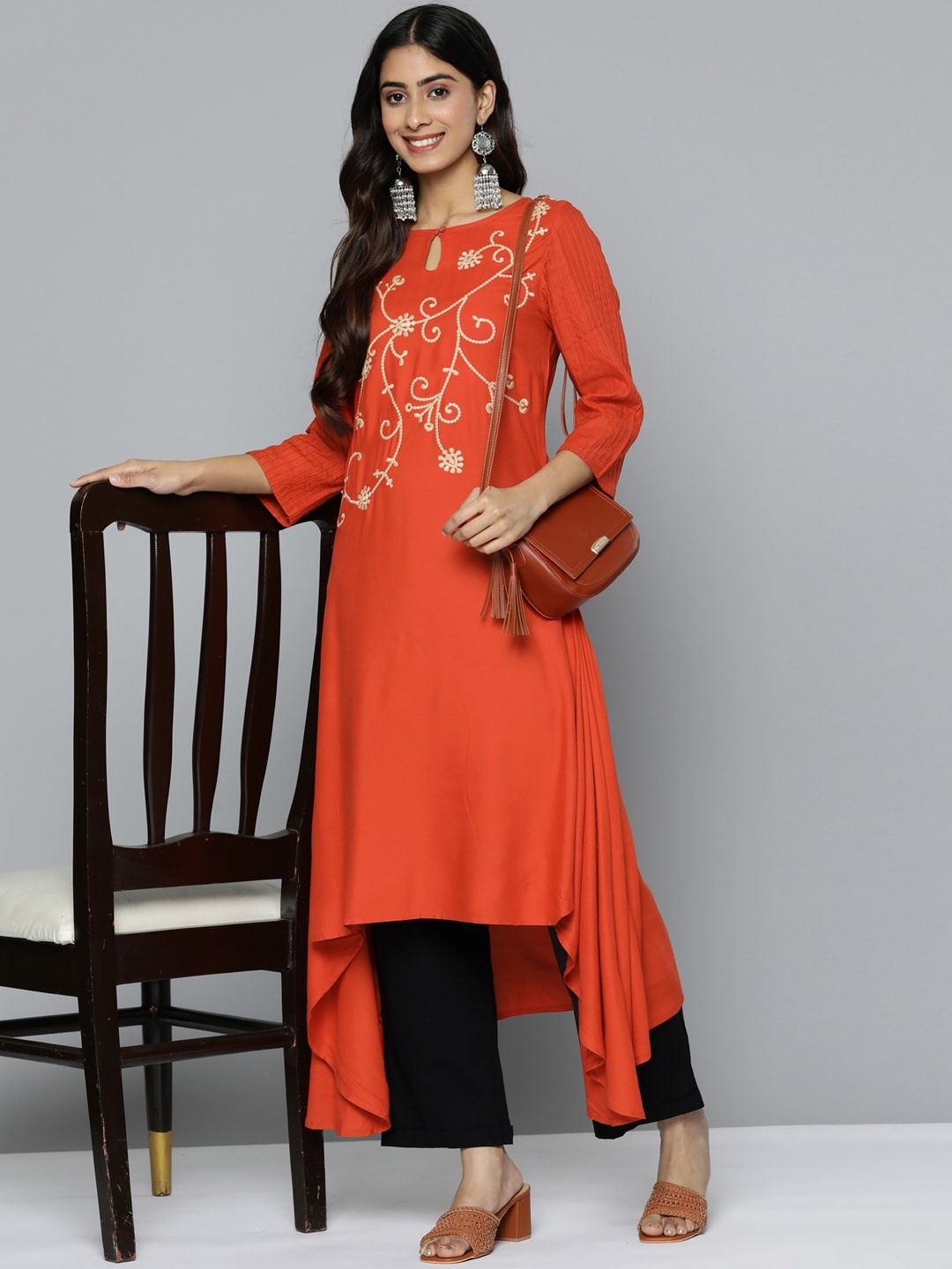 

HERE&NOW Mirror Work Embroidered Keyhole Neck Asymmetric Dipped Hem Kurta, Rust