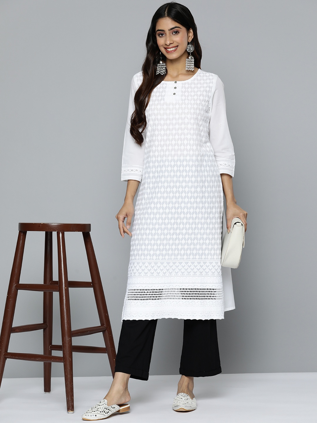 

HERE&NOW Women Pure Cotton Ethnic Motifs Embroidered Straight Kurta, White