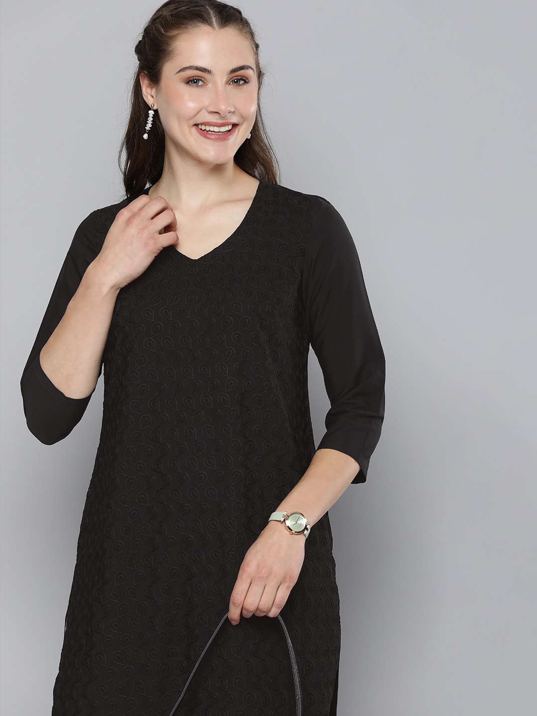 

HERE&NOW Embroidered Thread Work Kurta, Black
