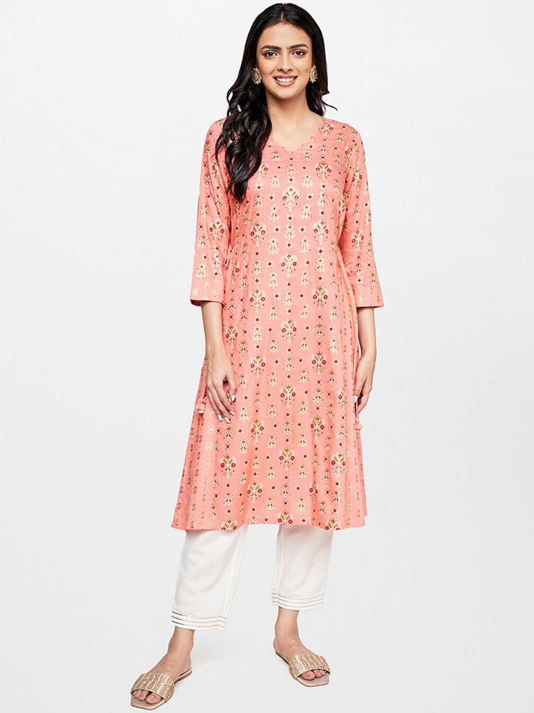 

Global Desi Women Ethnic Motifs Printed Kurta, Peach
