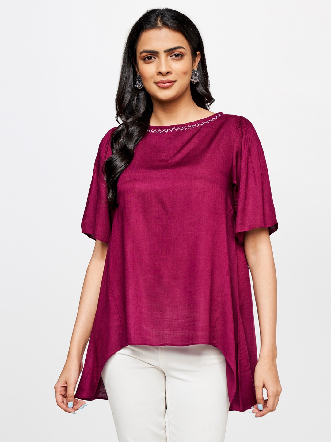 

Global Desi Women Longline Top, Maroon