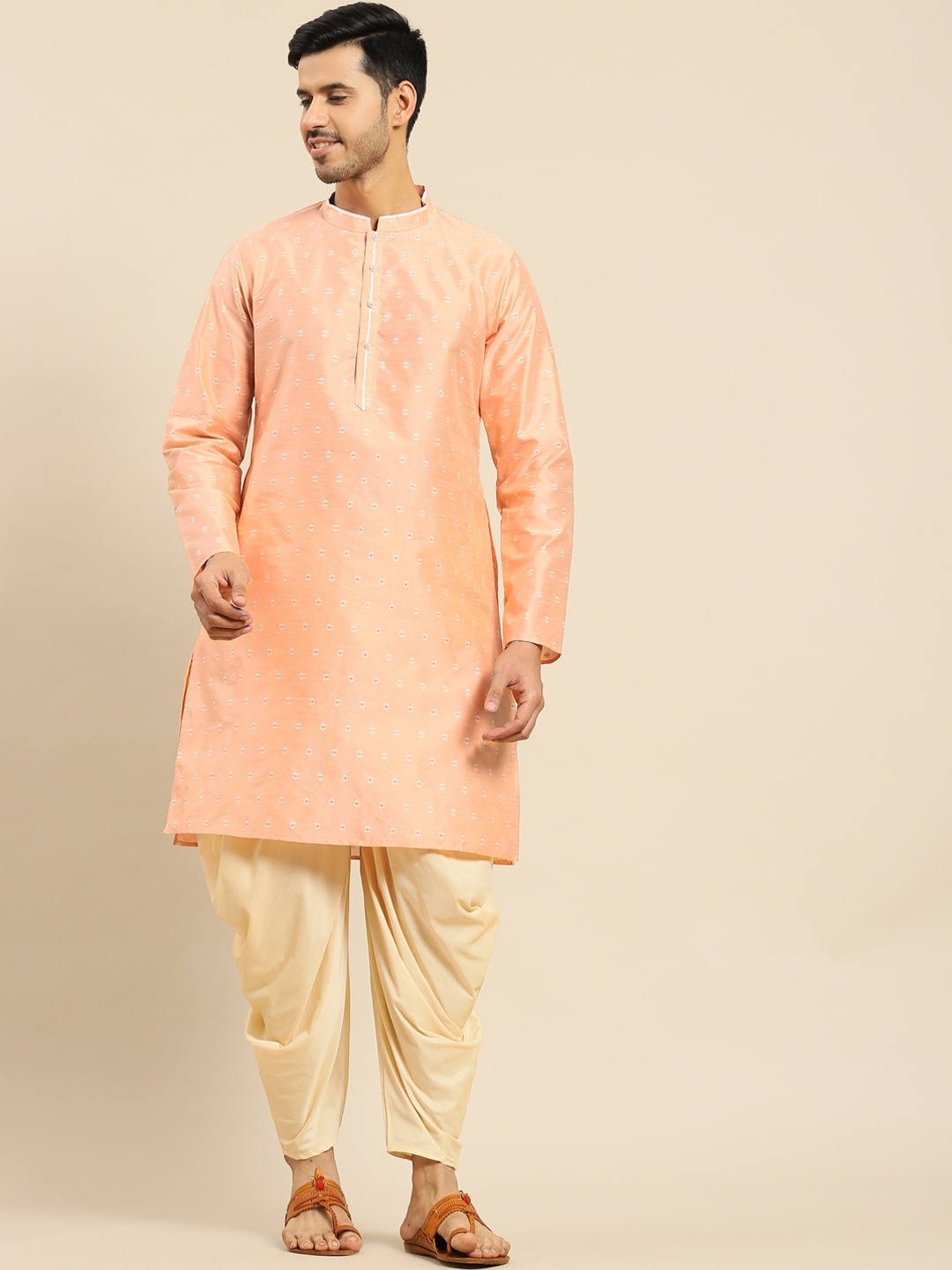 

Amodh by Kisah Men Floral Printed Kurta with Dhoti Pants, Peach