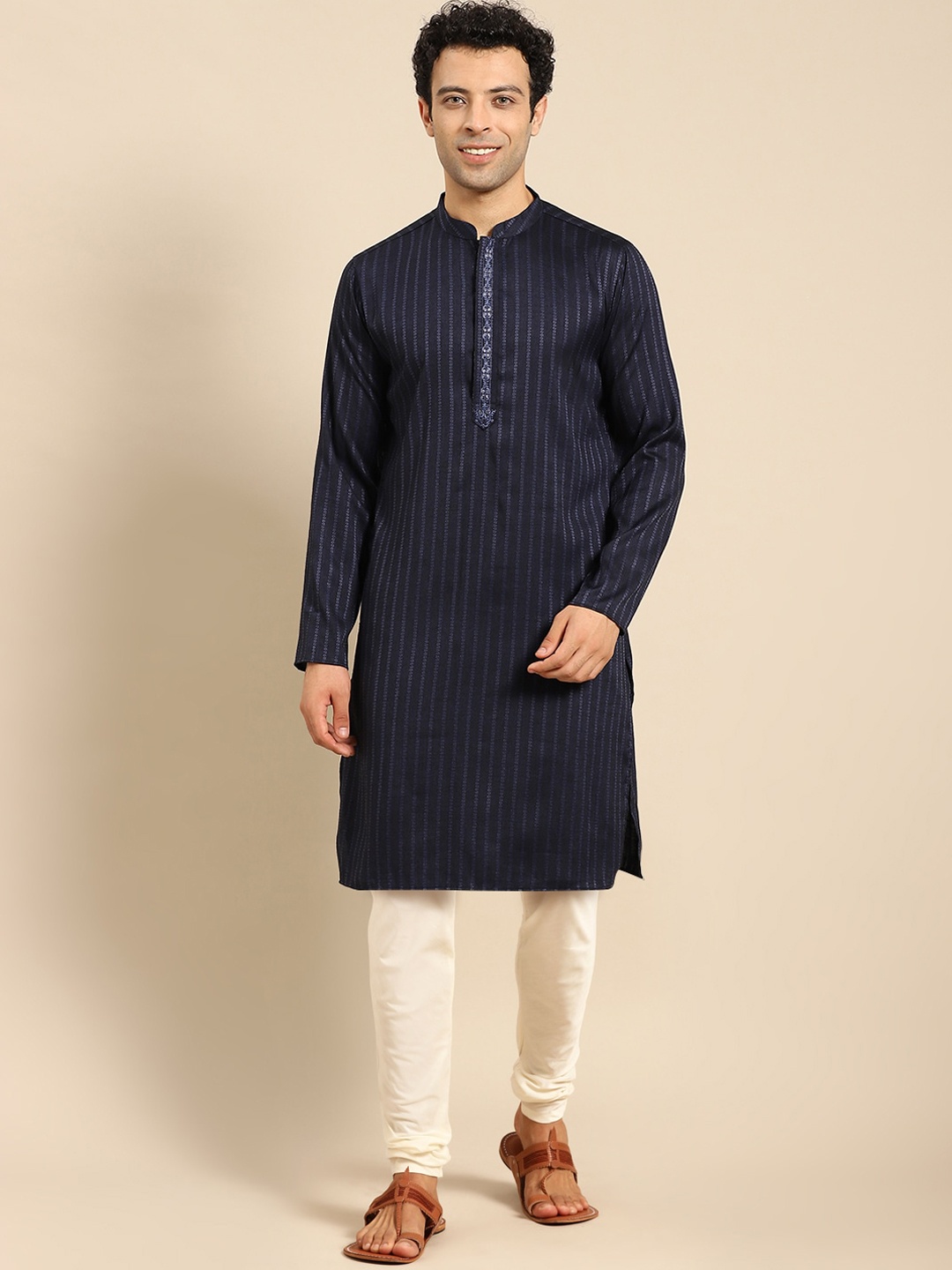 

Amodh by Kisah Men Striped Mandarin Collar Kurta with Churidar, Navy blue