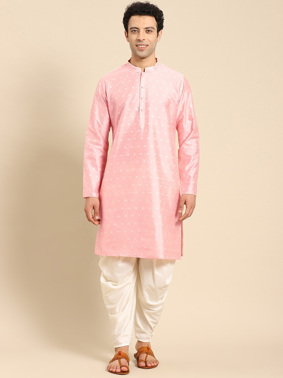 

Amodh by Kisah Men Ethnic Motifs Kurta with Dhoti Pants, Pink