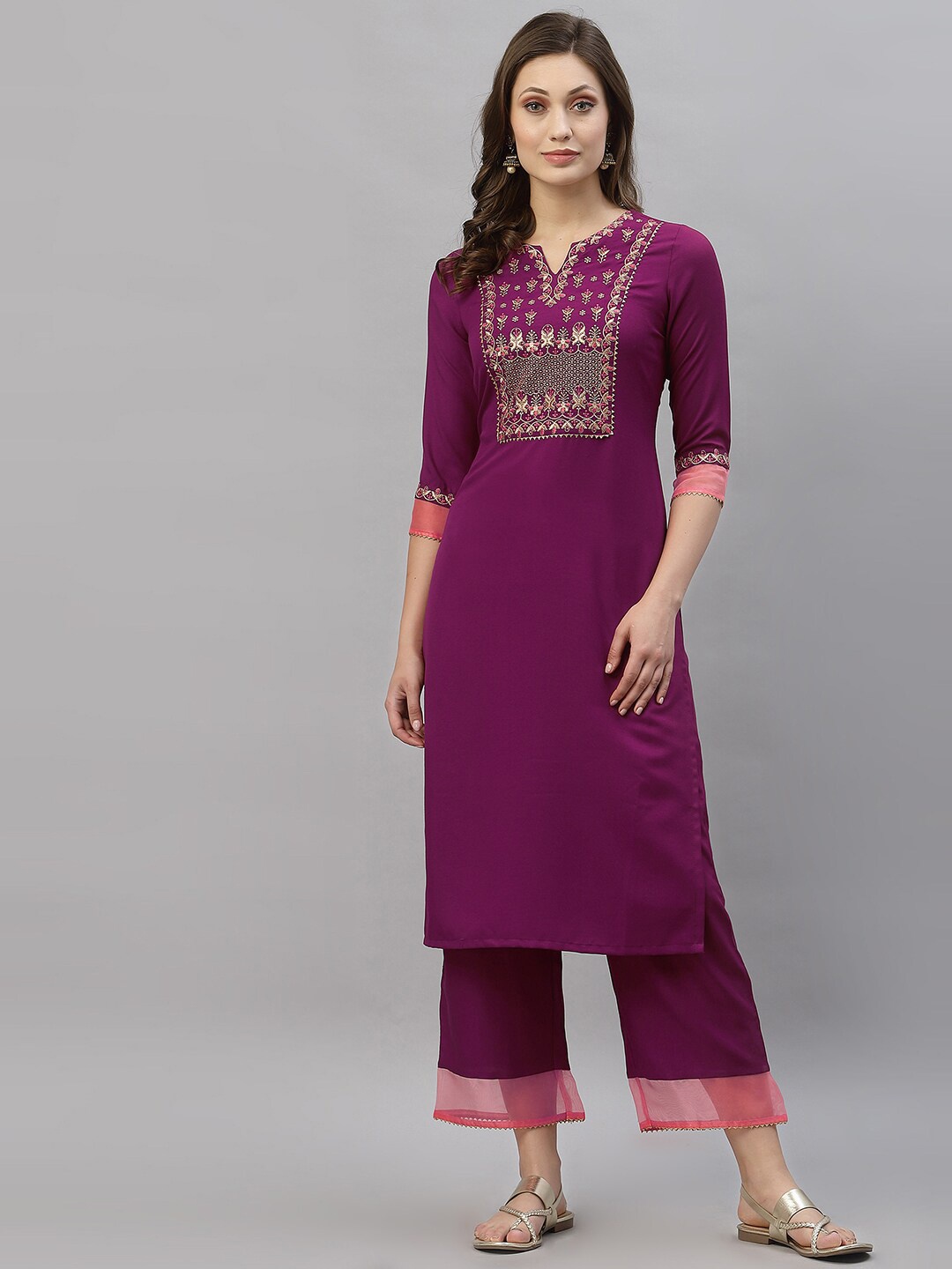 

SKYLEE Floral Embroidered Thread Work Kurta with Trousers & Dupatta, Purple