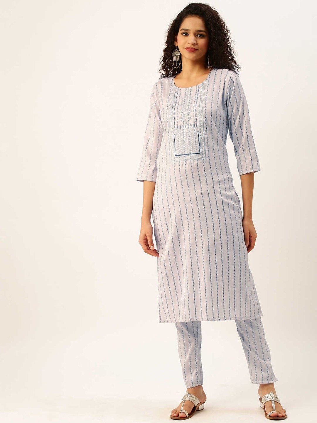 

ZOLA Women Ethnic Motifs Embroidered Kurta with Trousers, Grey