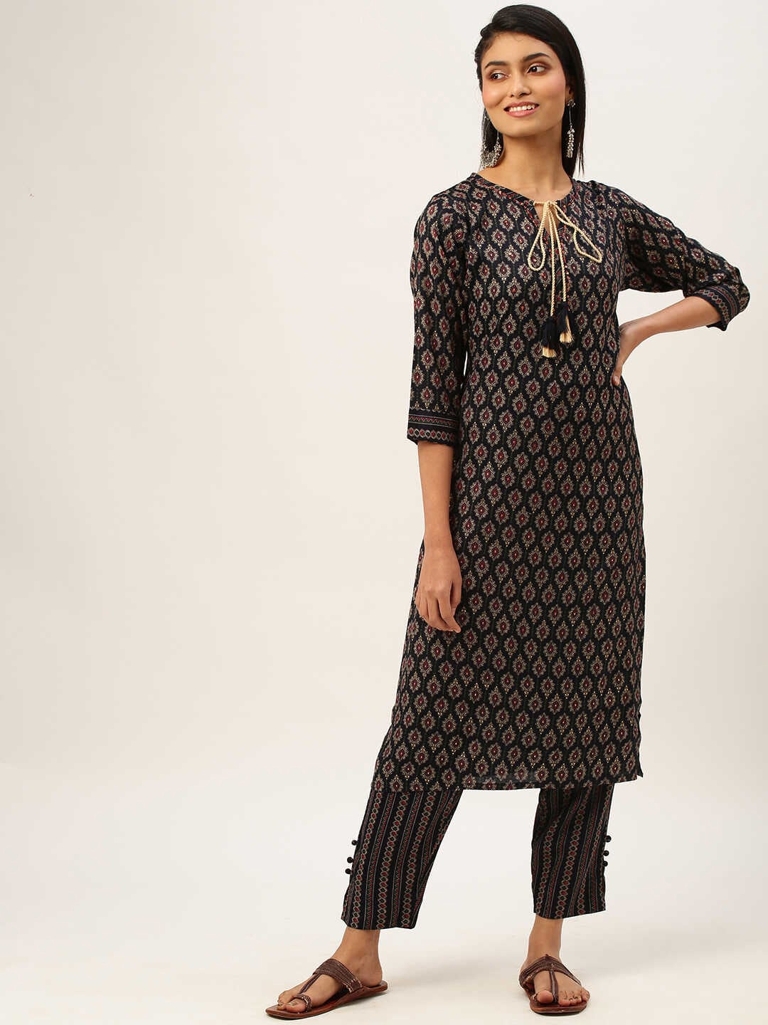 

ZOLA Navy Blue Ethnic Motifs Printed Kurta with Trousers