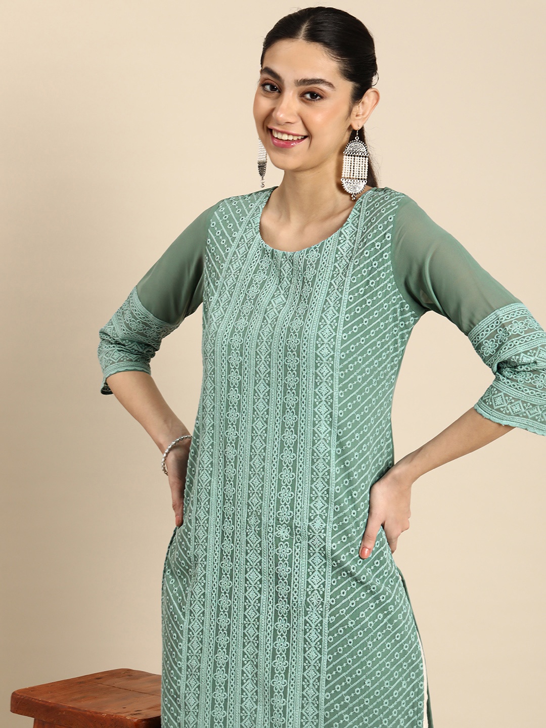 

Anouk Floral Embroidered Chikankari Kurta, Green