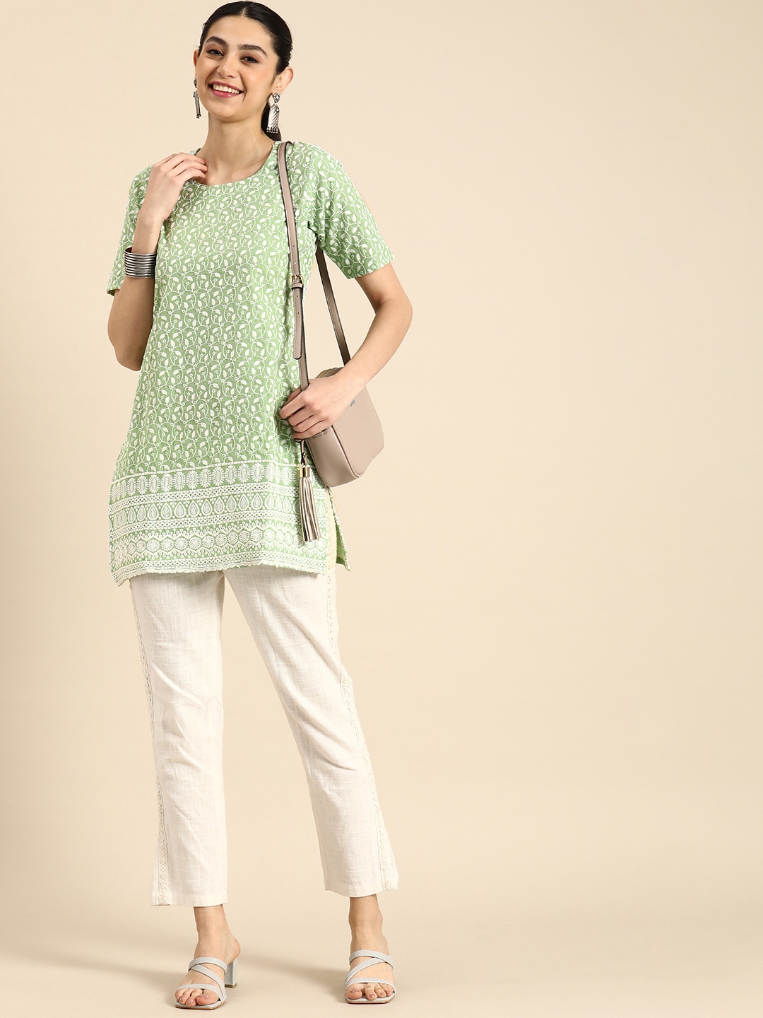 

Anouk Ethnic Motifs Embroidered Chikankari Pure Cotton Kurti, Green