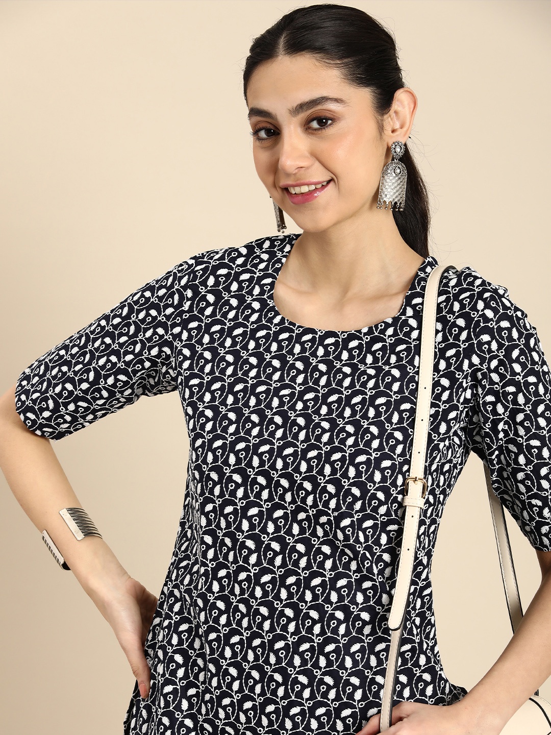 

Anouk Ethnic Motifs Embroidered Chikankari Pure Cotton Short Kurti, Navy blue