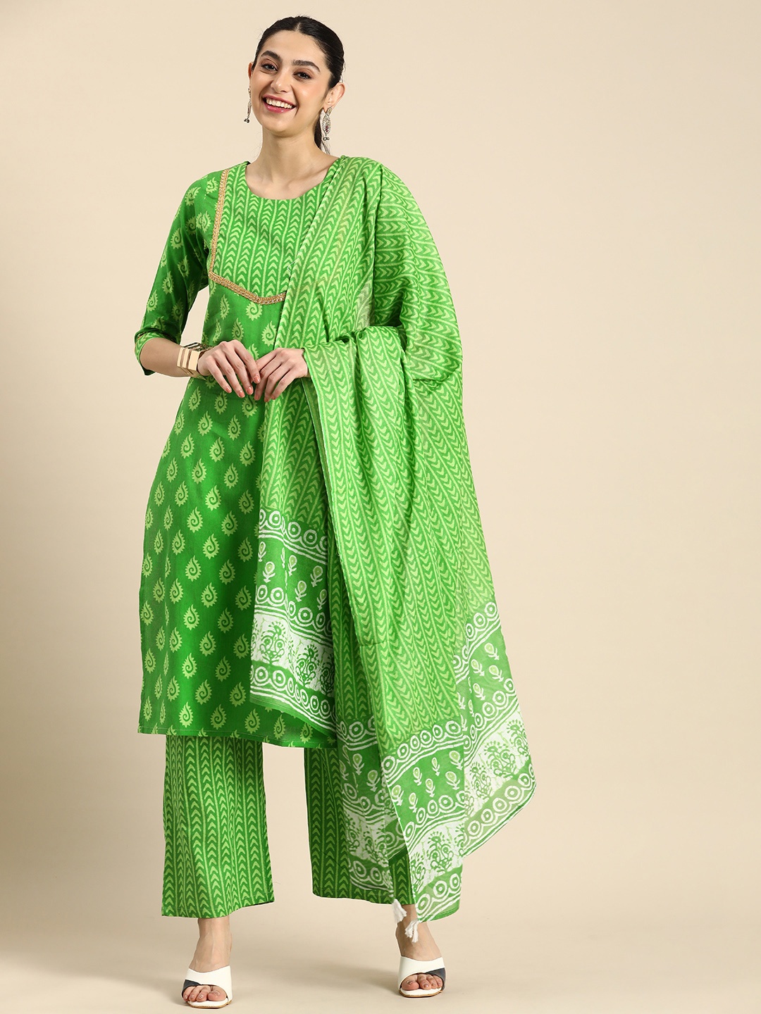 

Anouk Ethnic Motifs Printed Thread Work Pure Cotton Kurta With Palazzos & With Dupatta, Green