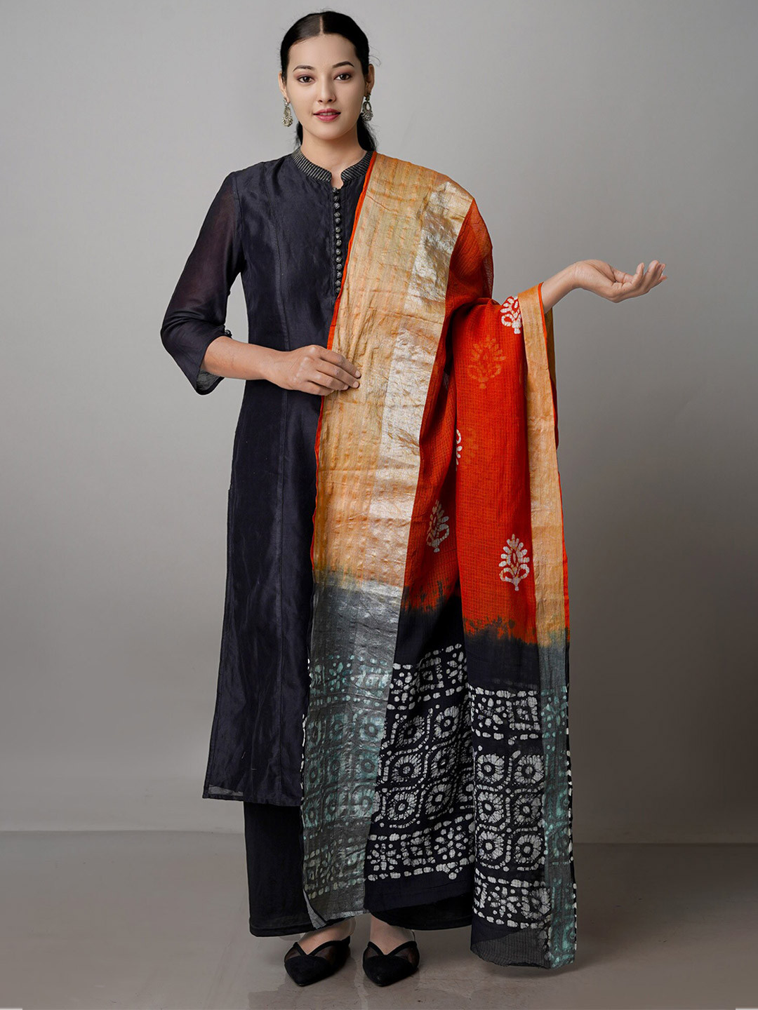 

Unnati Silks Ethnic Motifs Printed Pure Cotton Batik Dupatta, Brown