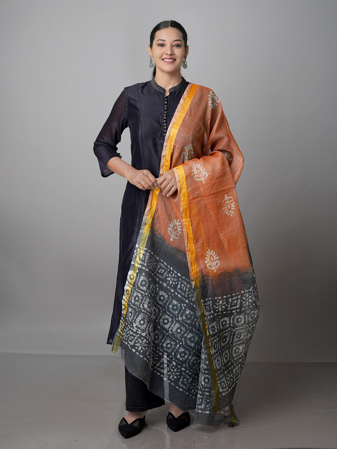 

Unnati Silks Ethnic Motifs Printed Pure Cotton Batik Dupatta, Brown