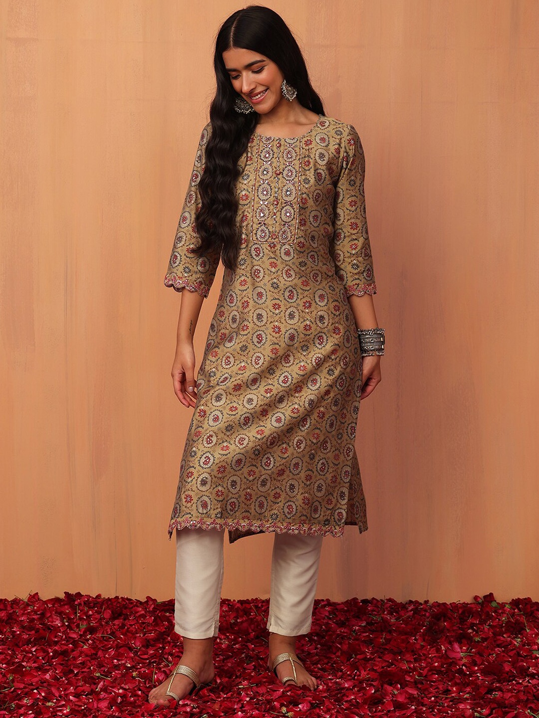 

INDYA Paisley Printed Mirror Work Straight Kurta, Mustard