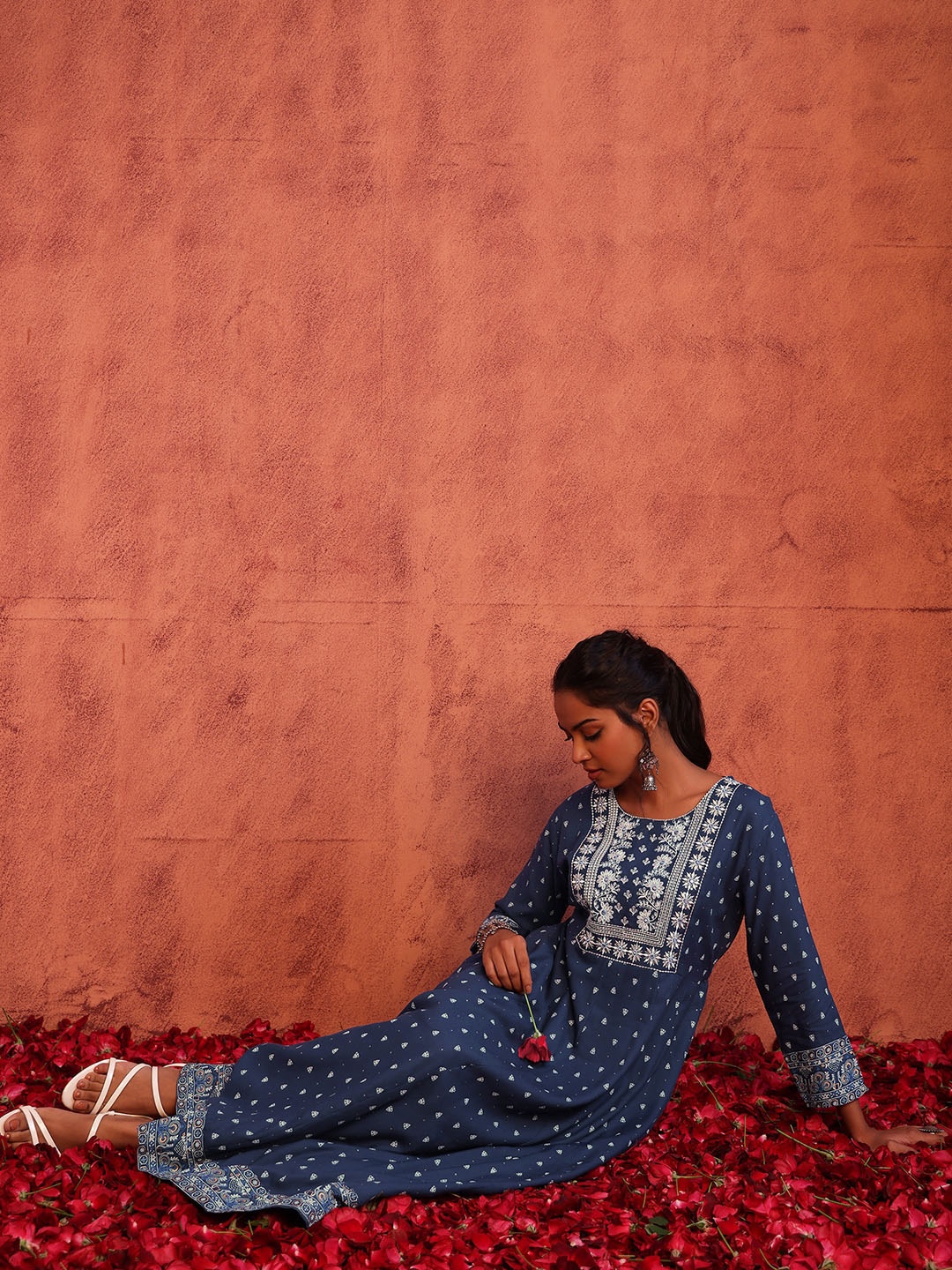 

INDYA Women Printed Round Neck Thread Work Anarkali Kurta, Navy blue
