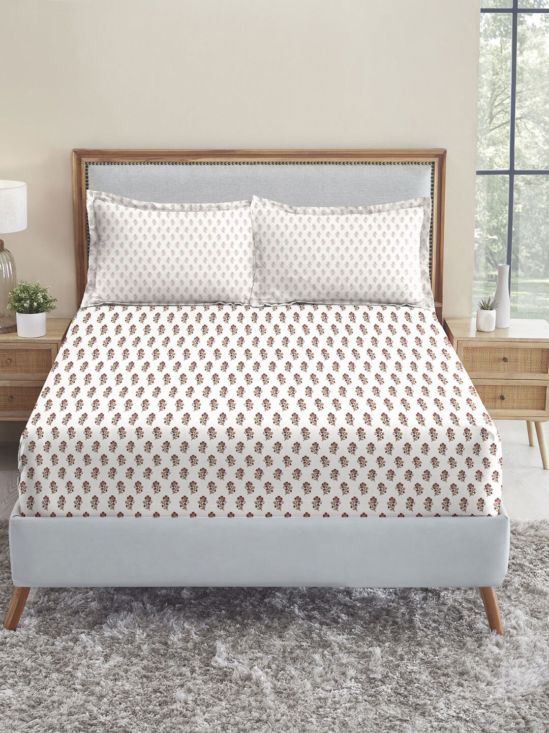 

MYTRIDENT Earth Lover White Floral 144 TC Cotton Flat King Bedsheet with 2 Pillow Covers