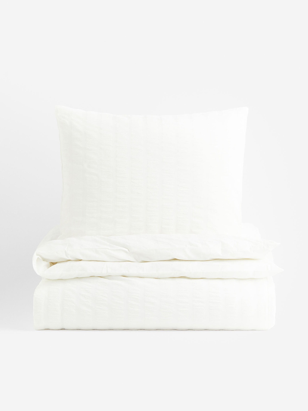 

H&M White Seersucker Duvet Cover Set