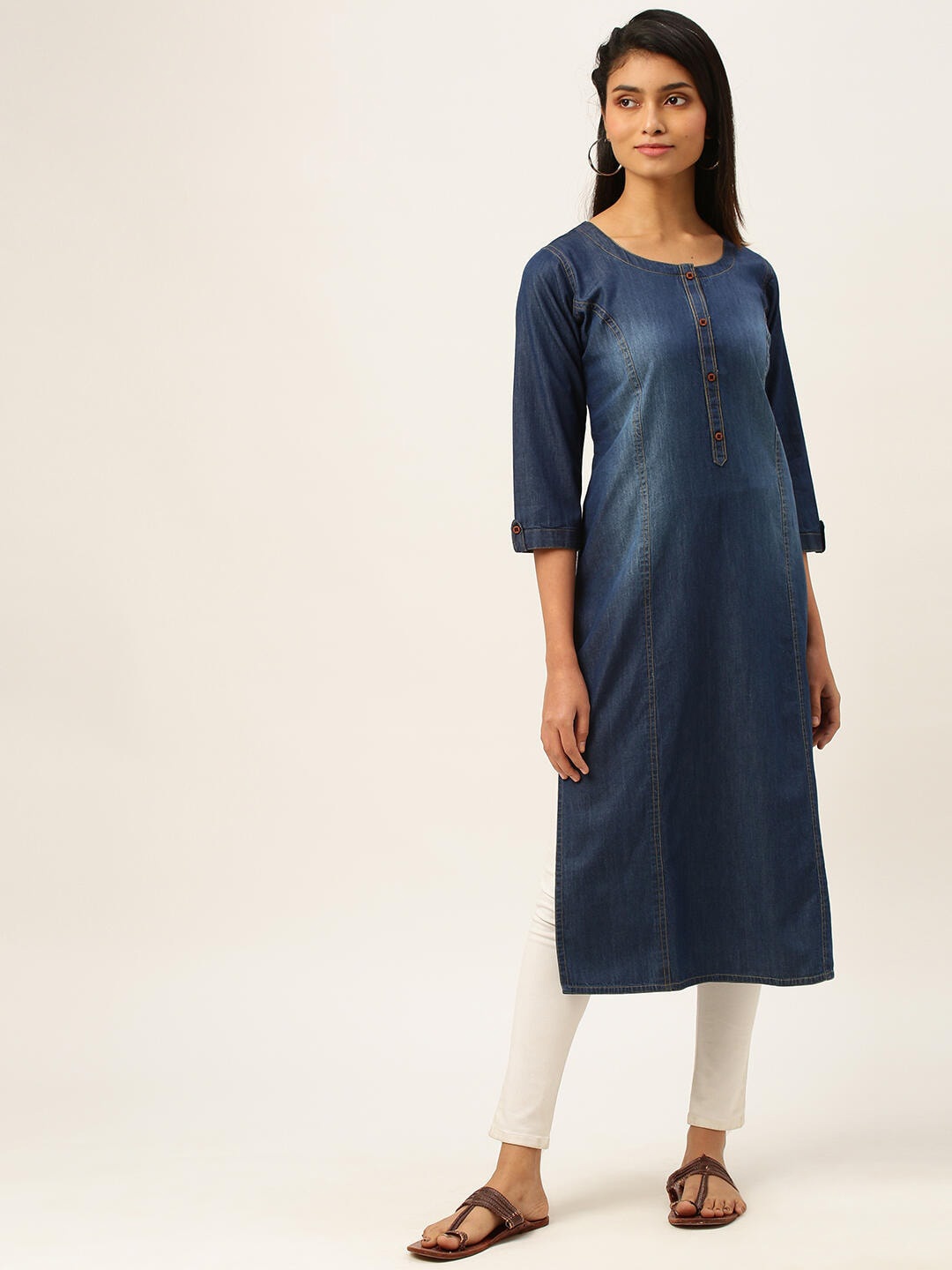 

ZOLA Round Neck Light Wash Denim Kurta, Navy blue