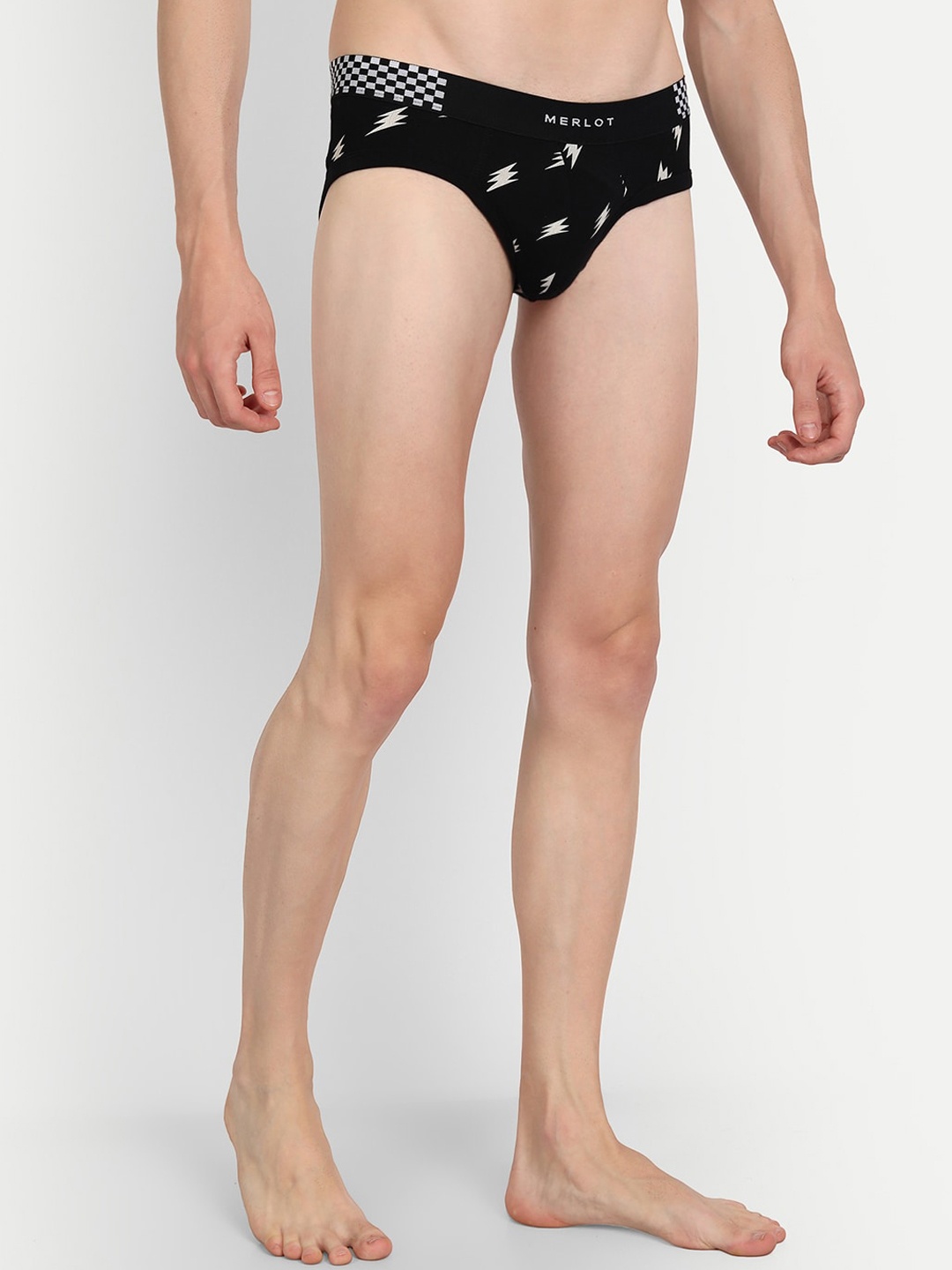 

MERLOT Men Printed Basic Briefs, Black