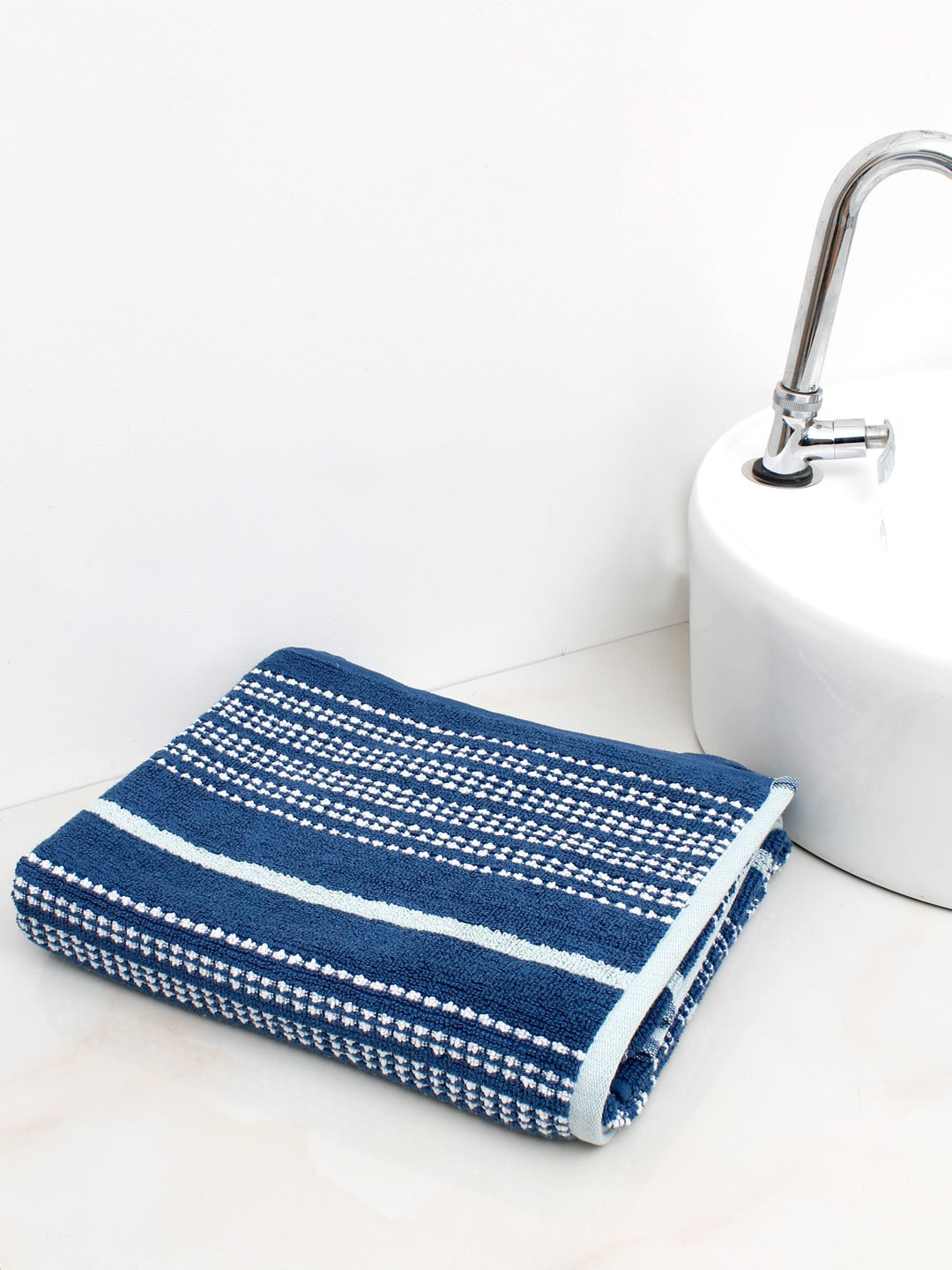 

AVI Living Waterfall Blue & White Striped 500 GSM Pure Cotton Bath Towel