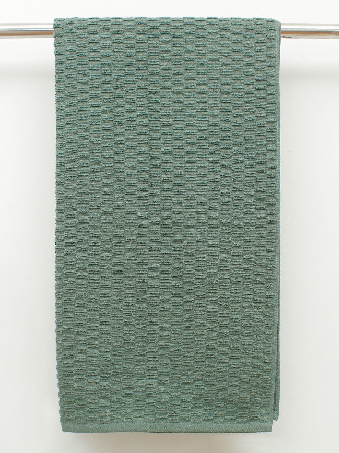 

AVI Living Brick Green Textured 500 GSM Pure Cotton Bath Towel