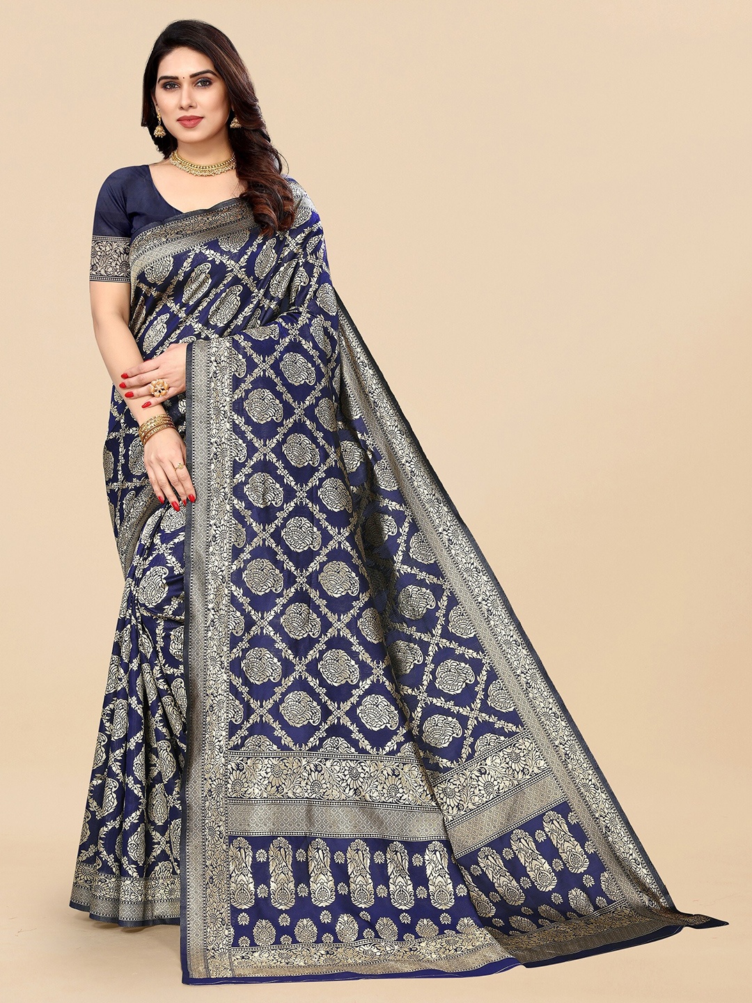 

Sidhidata Ethnic Motifs Woven Design Zari Kanjeevaram Saree, Navy blue
